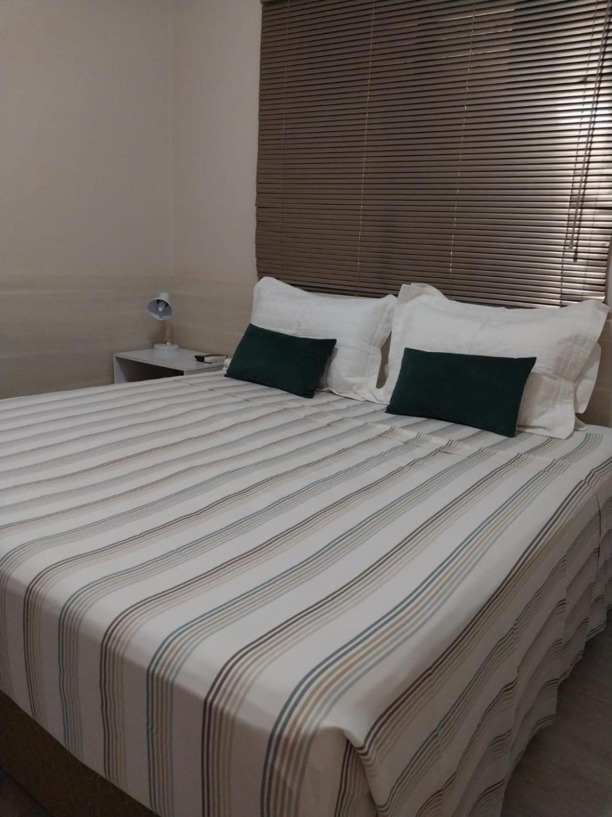Leme Plaza Hotel Экстерьер фото