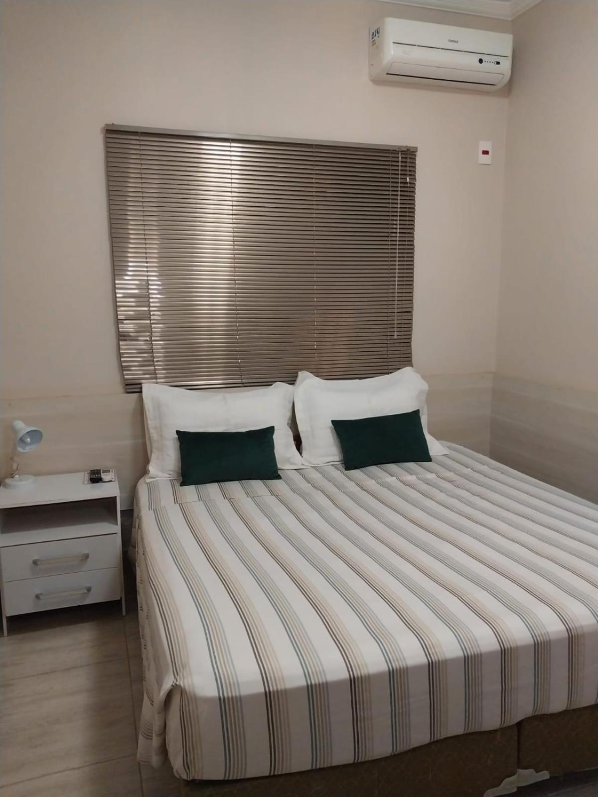Leme Plaza Hotel Экстерьер фото
