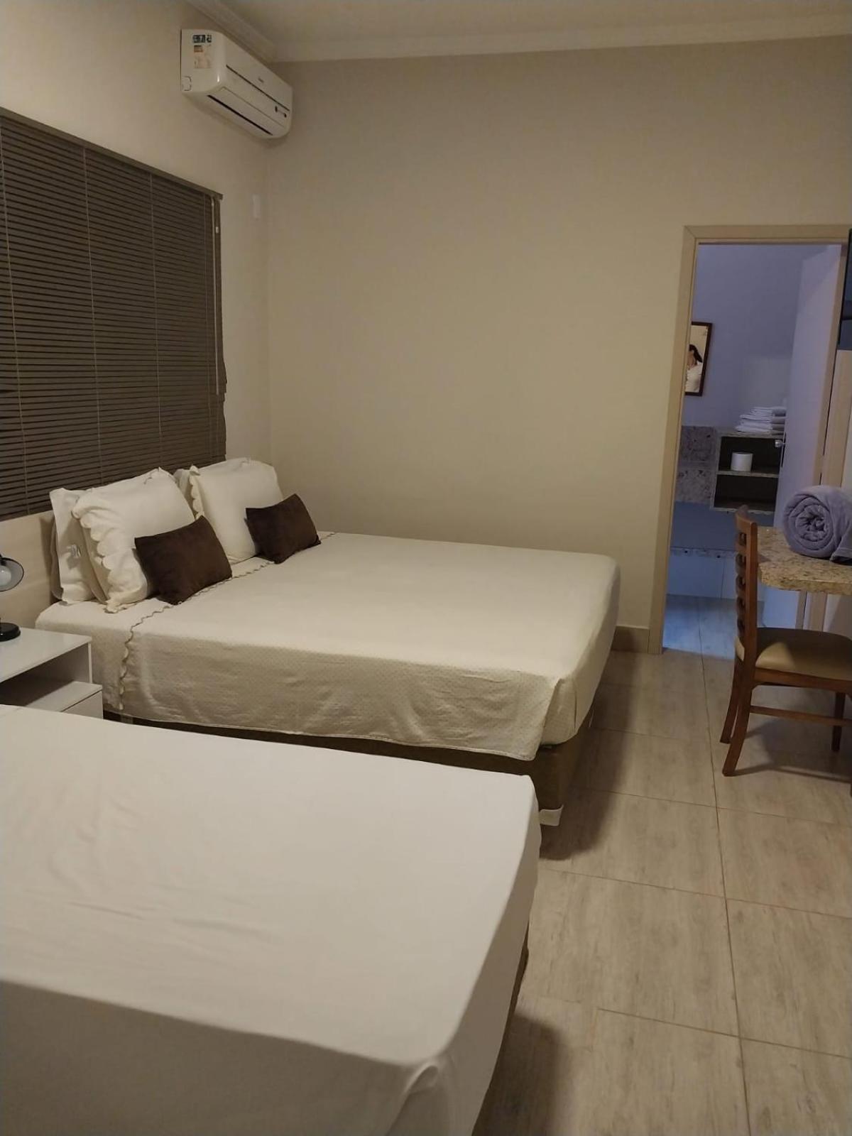 Leme Plaza Hotel Экстерьер фото