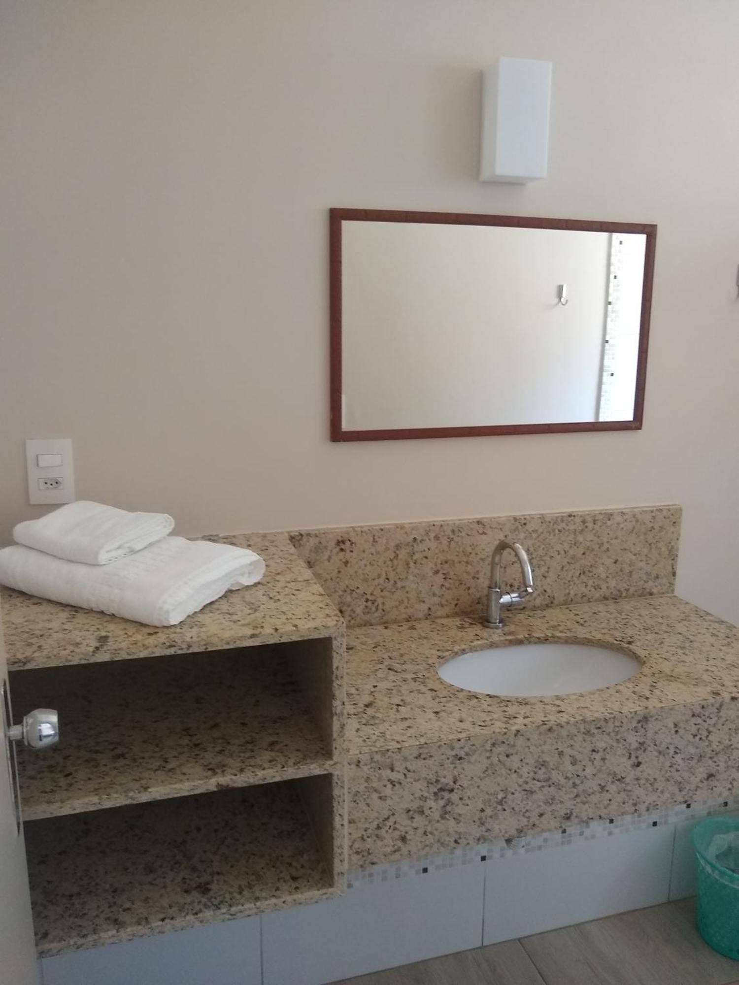 Leme Plaza Hotel Экстерьер фото